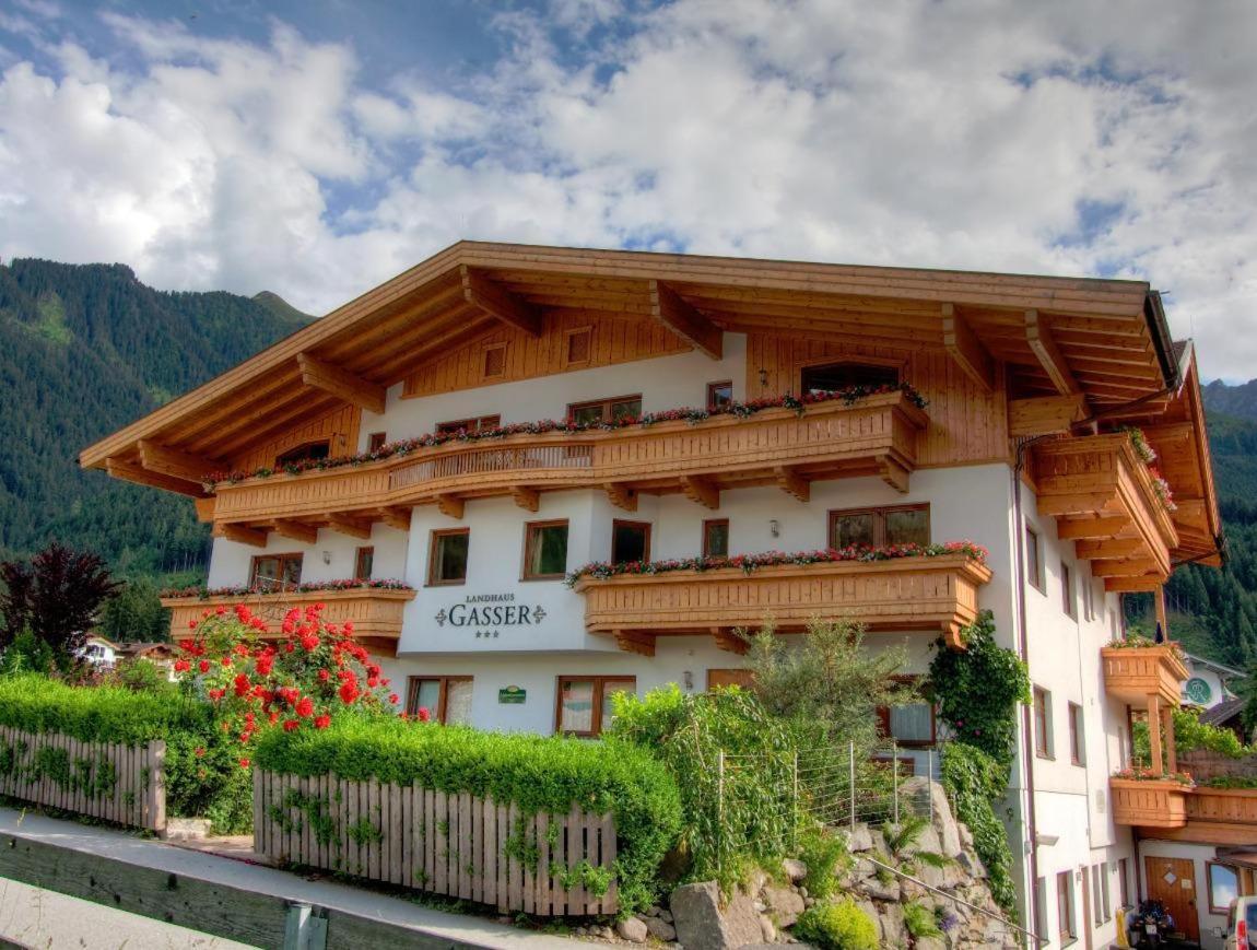 Landhaus Gasser Mayrhofen Exteriör bild